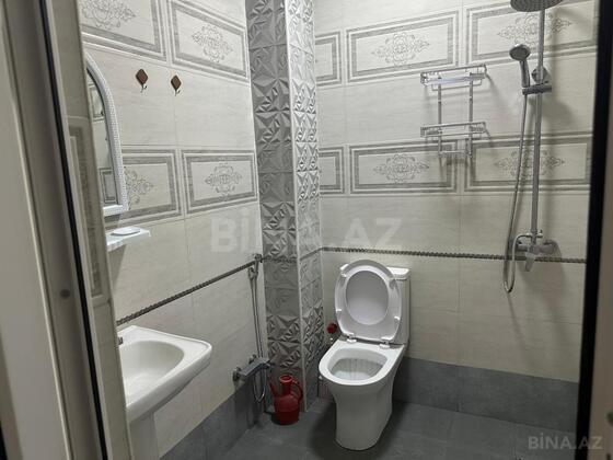 2 otaqlı Köhnə tikili, Elmlər Akademiyası m., Bakı