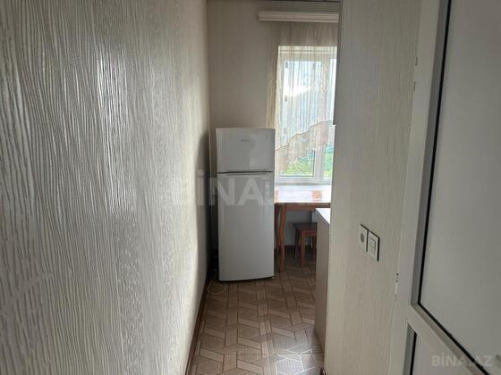 2 otaqlı Köhnə tikili, Elmlər Akademiyası m., Bakı