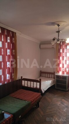 2 otaqlı Köhnə tikili, Elmlər Akademiyası m., Bakı