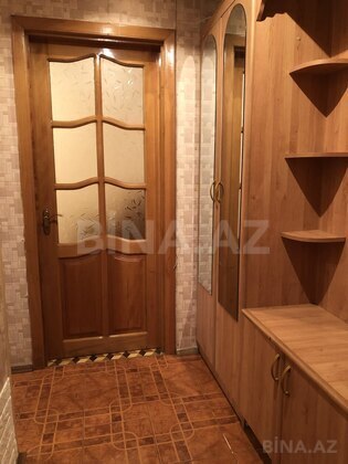 3 otaqlı Köhnə tikili, 8 Noyabr m., Bakı