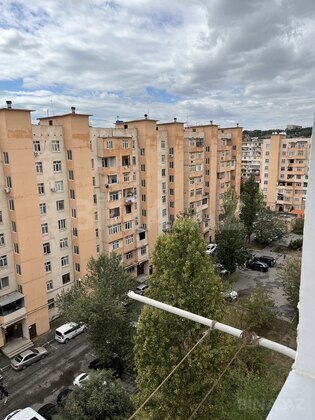 4 otaqlı Köhnə tikili, Qaraçuxur q., Bakı