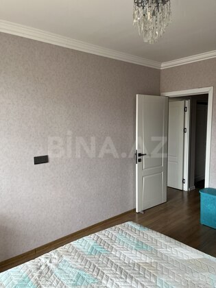 4 otaqlı Köhnə tikili, Qaraçuxur q., Bakı