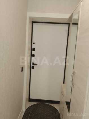 3 otaqlı Köhnə tikili, Neftçilər m., Bakı