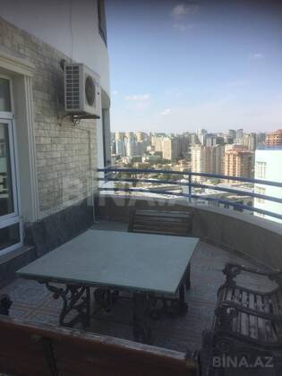 4 otaqlı Yeni tikili, 28 May m., Bakı