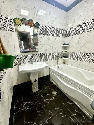 3 otaqlı Yeni tikili, Qara Qarayev m., Bakı