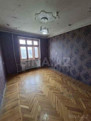 3 otaqlı Köhnə tikili, Qara Qarayev m., Bakı