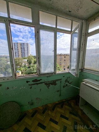 3 otaqlı Köhnə tikili, Qara Qarayev m., Bakı