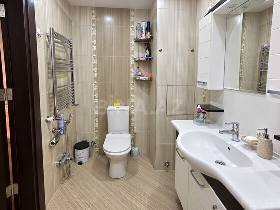 2 otaqlı Yeni tikili, 8 Noyabr m., Bakı