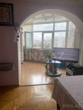 3 otaqlı Köhnə tikili, 20 Yanvar m., Bakı