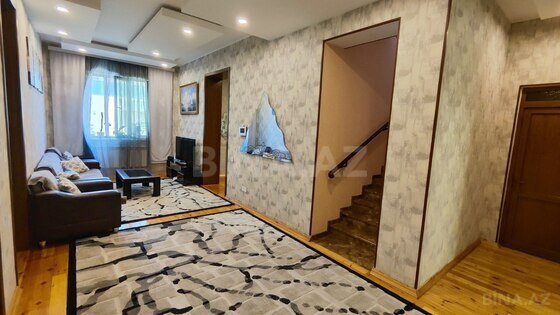 8 otaqlı Həyət evi/Bağ evi, Şüvəlan q., Bakı