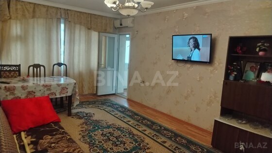 3 otaqlı Köhnə tikili, Şah İsmayıl Xətai m., Bakı