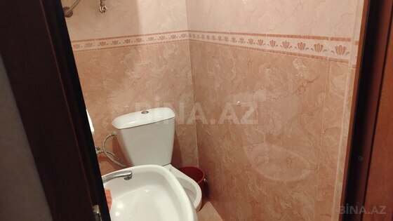3 otaqlı Köhnə tikili, Şah İsmayıl Xətai m., Bakı