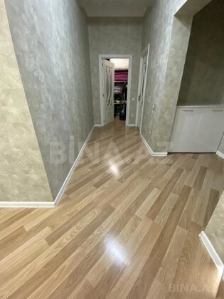 3 otaqlı Yeni tikili, İnşaatçılar m., Bakı