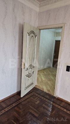 3 otaqlı Köhnə tikili, Azadlıq Prospekti m., Bakı