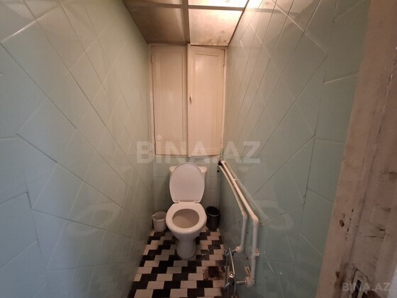 3 otaqlı Köhnə tikili, Neftçilər m., Bakı