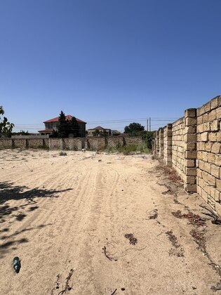 Torpaq Görədil q., Bakı