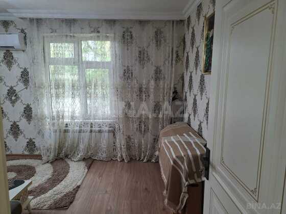 2 otaqlı Köhnə tikili, Elmlər Akademiyası m., Bakı