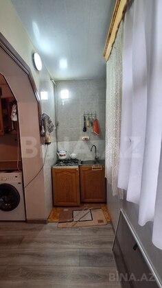 3 otaqlı Köhnə tikili, Xalqlar Dostluğu m., Bakı