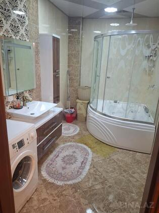 3 otaqlı Yeni tikili, Şah İsmayıl Xətai m., Bakı