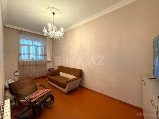 5 otaqlı Köhnə tikili, 28 May m., Bakı