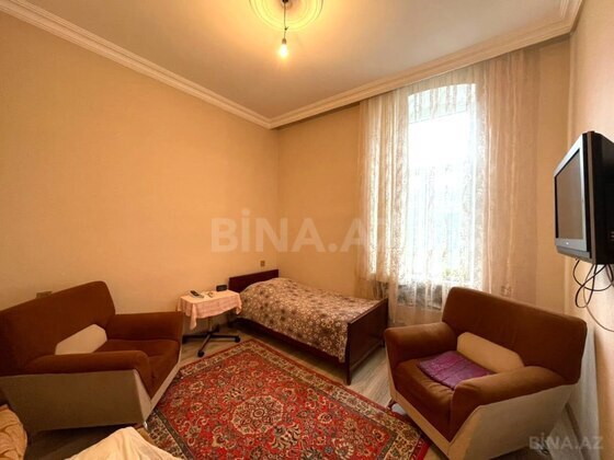 5 otaqlı Köhnə tikili, 28 May m., Bakı