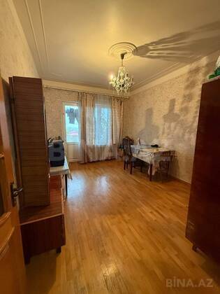 3 otaqlı Köhnə tikili, Nəsimi m., Bakı