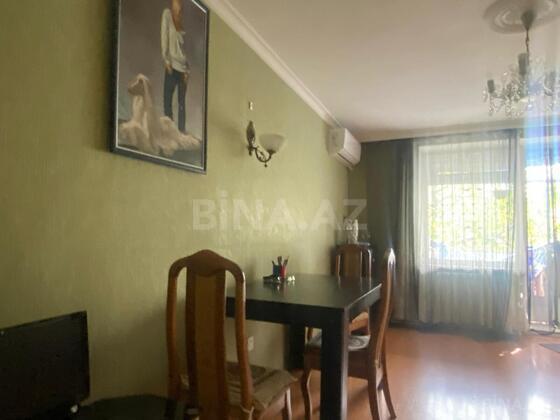 3 otaqlı Köhnə tikili, İnşaatçılar m., Bakı