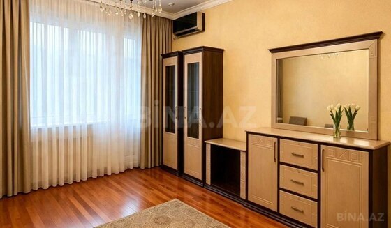 3 otaqlı Yeni tikili, Neftçilər m., Bakı