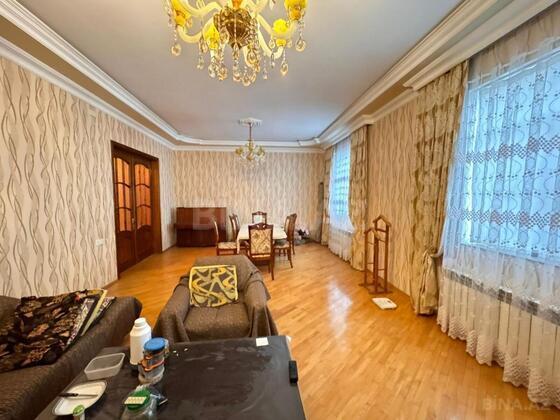 5 otaqlı Həyət evi/Bağ evi, 7-ci mikrorayon q., Bakı
