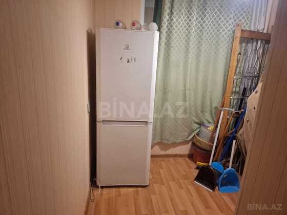 2 otaqlı Köhnə tikili, Neftçilər m., Bakı