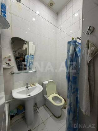 5 otaqlı Köhnə tikili, Şah İsmayıl Xətai m., Bakı
