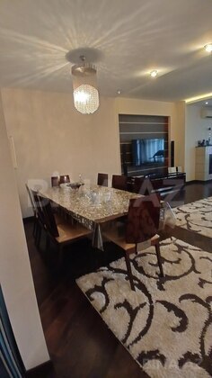 4 otaqlı Yeni tikili, Elmlər Akademiyası m., Bakı