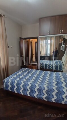 4 otaqlı Yeni tikili, Elmlər Akademiyası m., Bakı