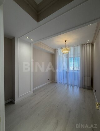 3 otaqlı Yeni tikili, Qara Qarayev m., Bakı