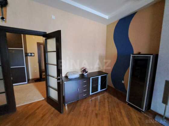 3 otaqlı Yeni tikili, 8 Noyabr m., Bakı