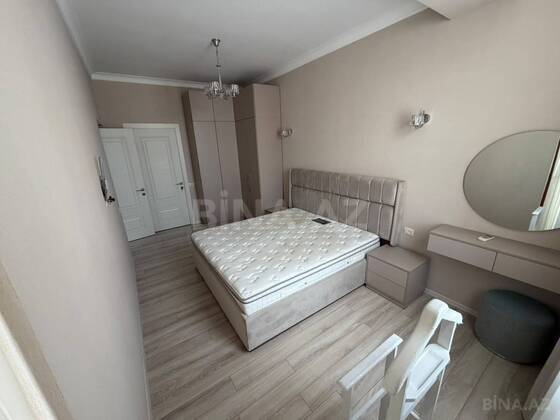 3 otaqlı Yeni tikili, Şah İsmayıl Xətai m., Bakı