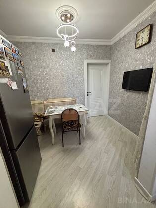 2 otaqlı Köhnə tikili, Əhmədli m., Bakı