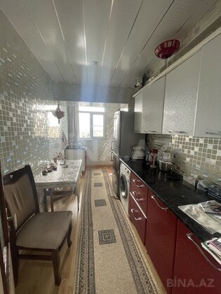 2 otaqlı Köhnə tikili, Azadlıq Prospekti m., Bakı