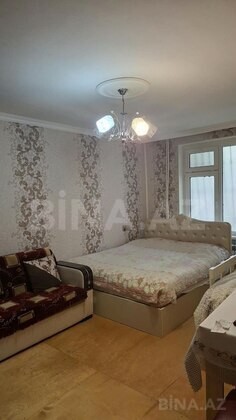 1 otaqlı Köhnə tikili, Qara Qarayev m., Bakı