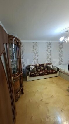 1 otaqlı Köhnə tikili, Qara Qarayev m., Bakı