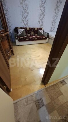 1 otaqlı Köhnə tikili, Qara Qarayev m., Bakı