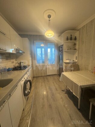 4 otaqlı Köhnə tikili, Əhmədli m., Bakı