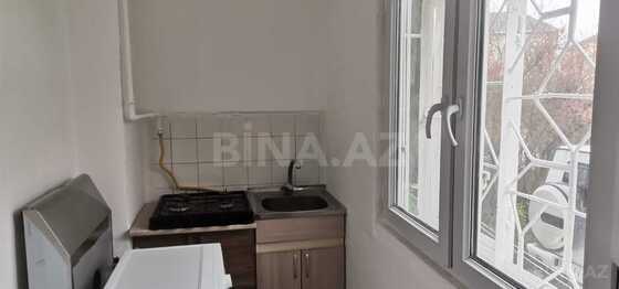 2 otaqlı Köhnə tikili, Həzi Aslanov m., Bakı