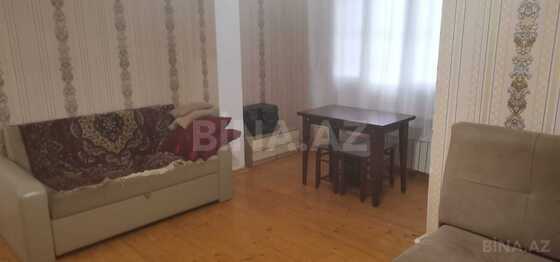 2 otaqlı Köhnə tikili, Həzi Aslanov m., Bakı