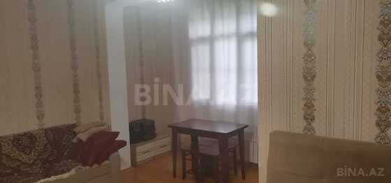 2 otaqlı Köhnə tikili, Həzi Aslanov m., Bakı
