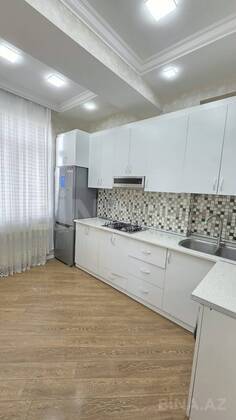 3 otaqlı Yeni tikili, İnşaatçılar m., Bakı