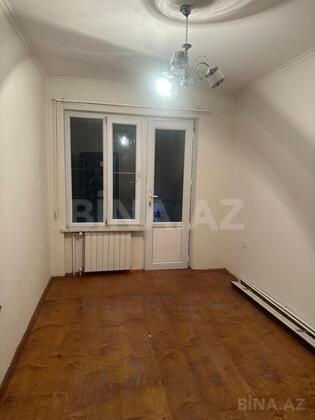 2 otaqlı Köhnə tikili, Bakıxanov q., Bakı