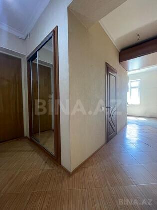 3 otaqlı Köhnə tikili, Elmlər Akademiyası m., Bakı