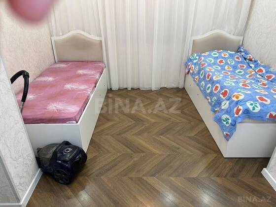 3 otaqlı Köhnə tikili, Əhmədli m., Bakı