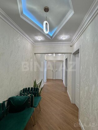 5 otaqlı Köhnə tikili, Yeni Günəşli q., Bakı